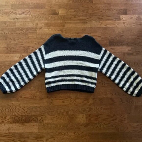 Billabong Cotton Knit Black Ivory Striped Sweater Crew Neck Long Sleeve L Beach - Picture 2 of 5